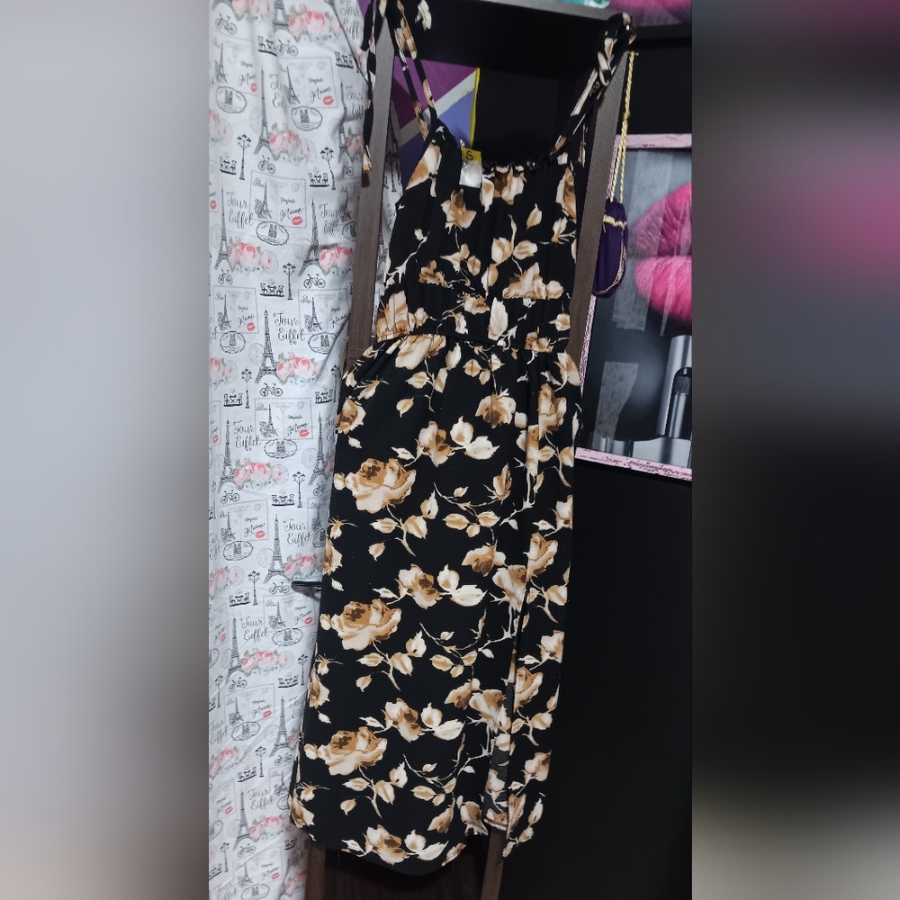 Preloved_ForeverRose Floral Dress